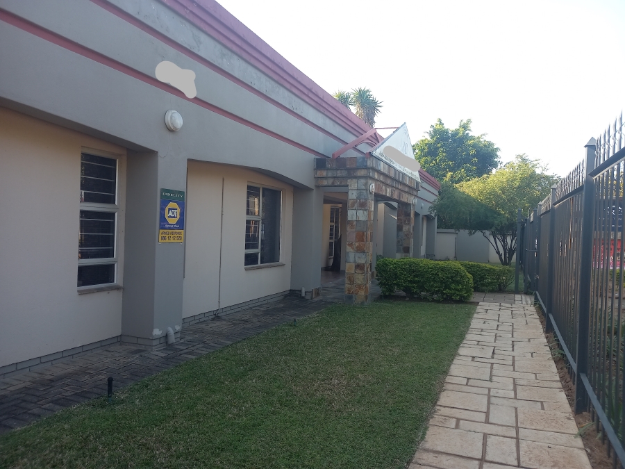 Commercial Property for Sale in Bodorp North West